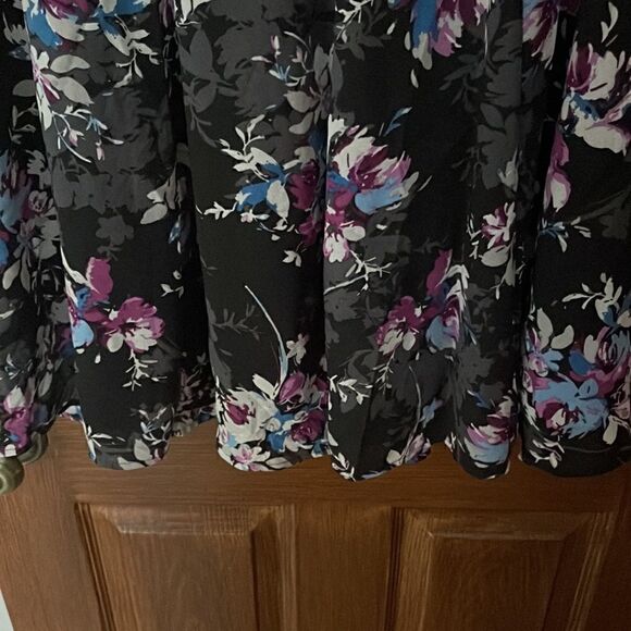 Floral Torrid Dress with Bell Sleeves - Picture 6 of 12